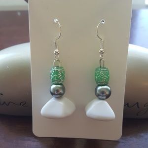 Teal 💙 Silver, Stone Earrings 💎⭐️